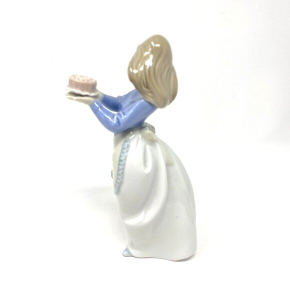 NAO By Lladro Puppy's Birthday Girl #1045 Preowned Vintage Collectible - Picture 6 of 10